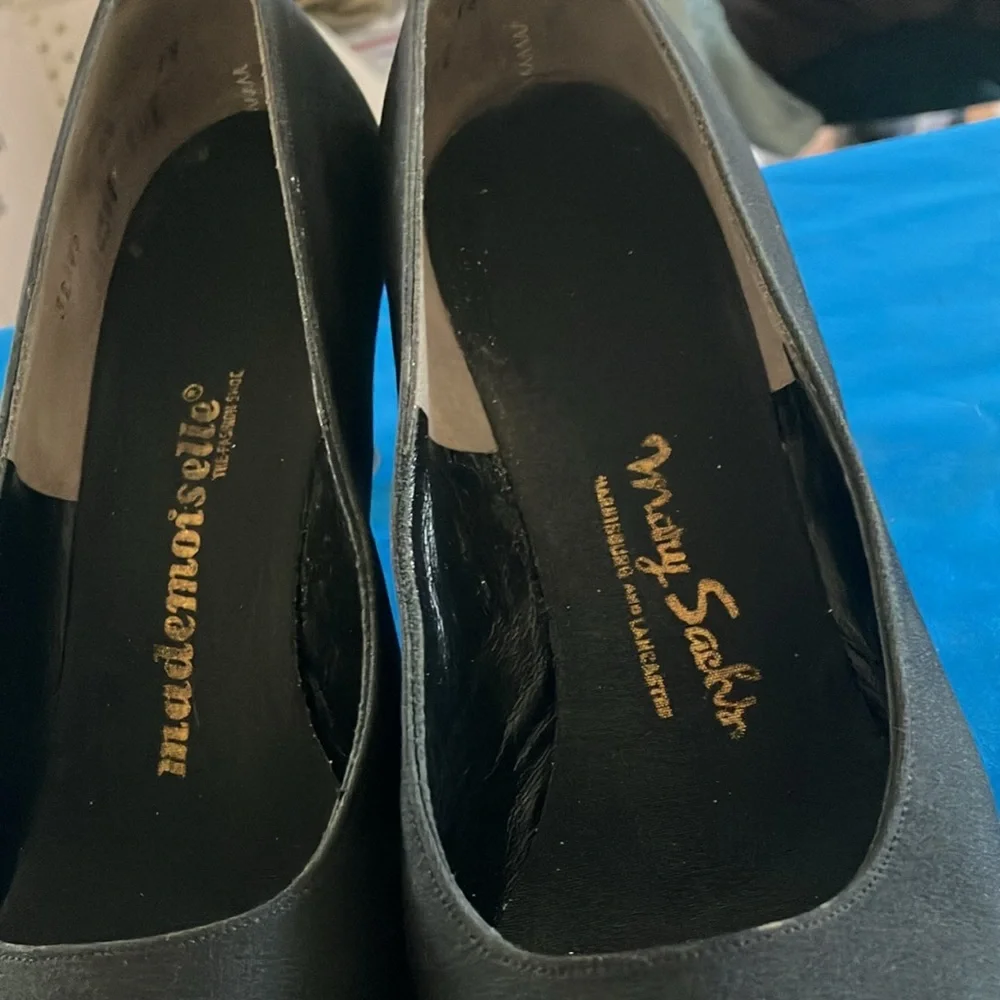 Black Women's Shoes peau de soie pumps 8 aa